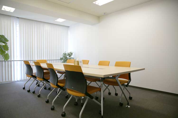 株式会社スリートの会議室
